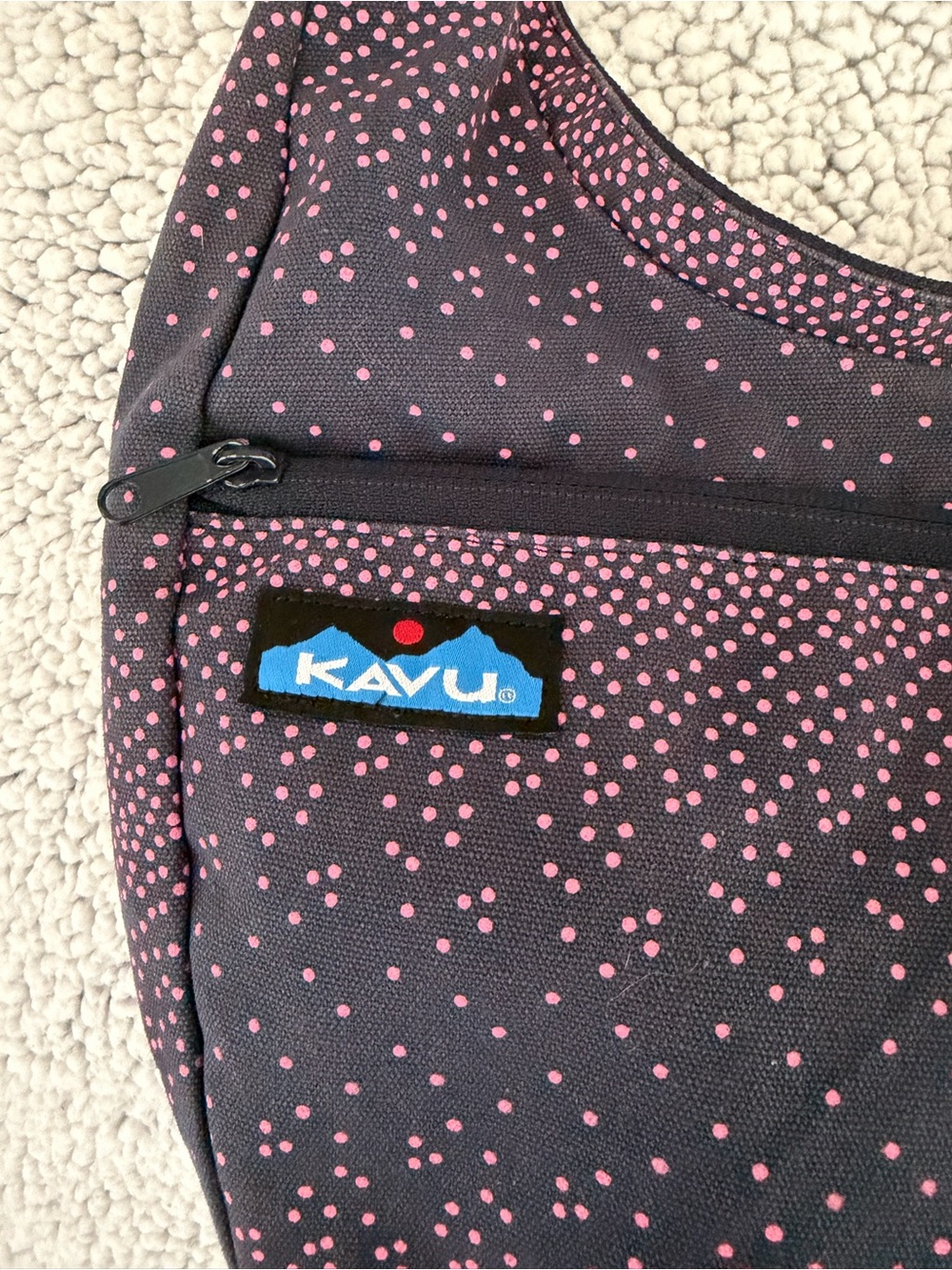 Kavu Black Crossbody with Pink Dot Print - Picture 2 of 10